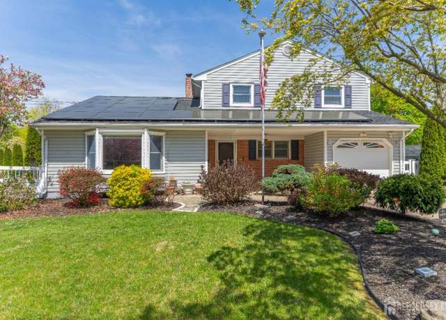 Property at 72 Hilltop Blvd, East Brunswick, NJ 08816, 4 beds, 3 baths