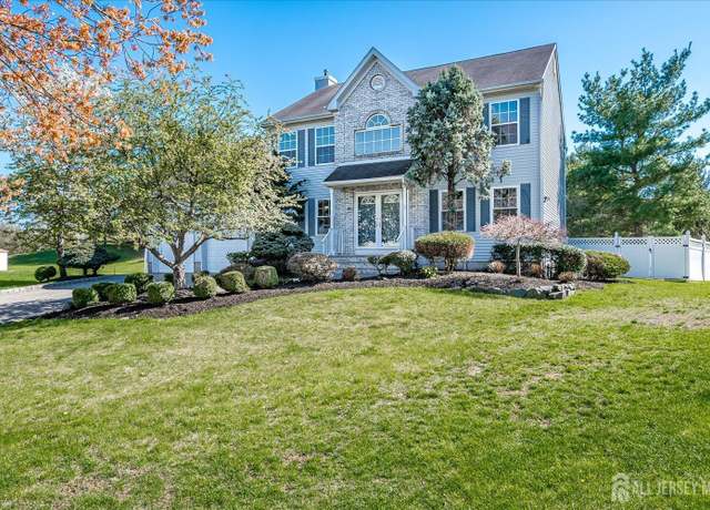 Property at 12 Carriage Dr, Piscataway, NJ 08854, 5 beds, 3 baths