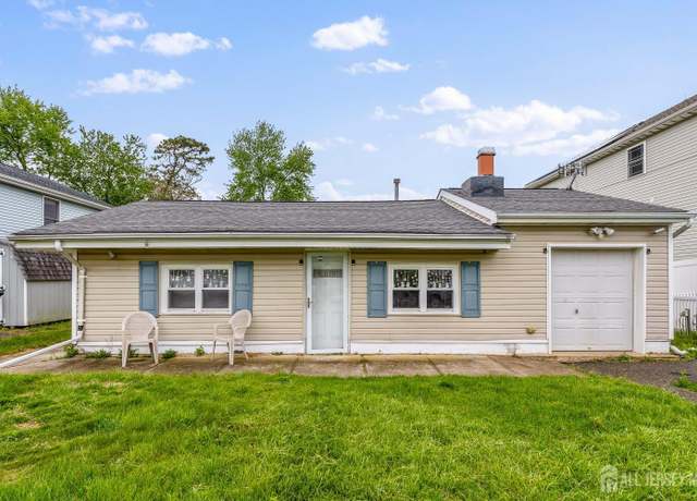 Property at 560 Lloyd Rd, Toms River, NJ 08753, 3 beds, 1 bath