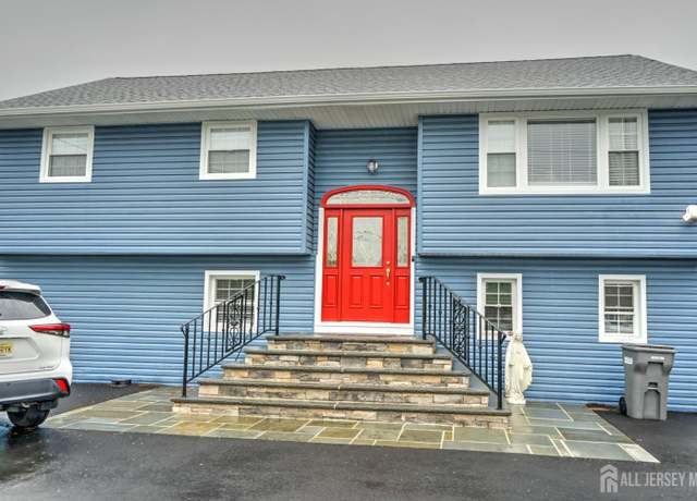 Property at 1084 Stelton Rd, Piscataway, NJ 08854, 5 beds, 2 baths
