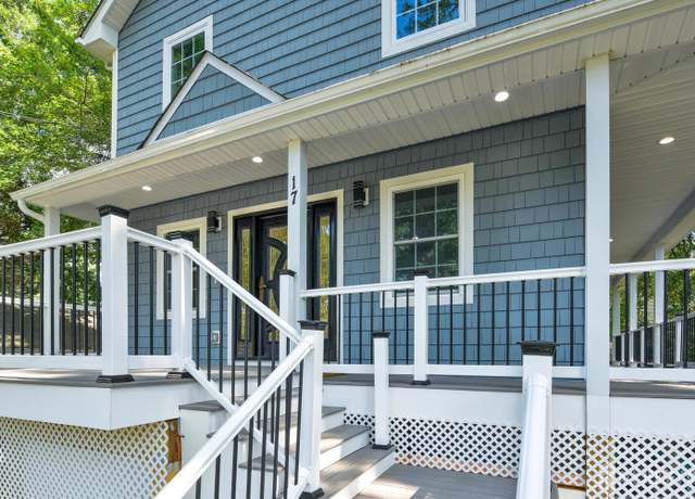 Property at 17 Avenue D Ave, Monroe, NJ 08831, 5 beds, 3.5 baths