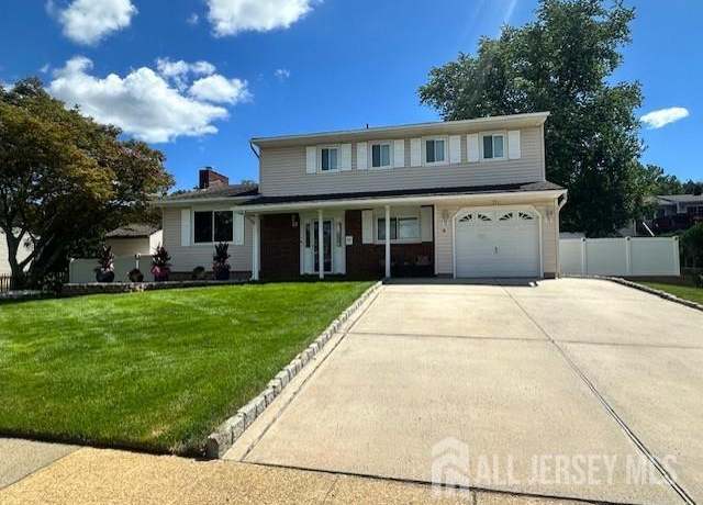 Property at 10 Holly Dr, Parlin, NJ 08859, 4 beds, 2.5 baths