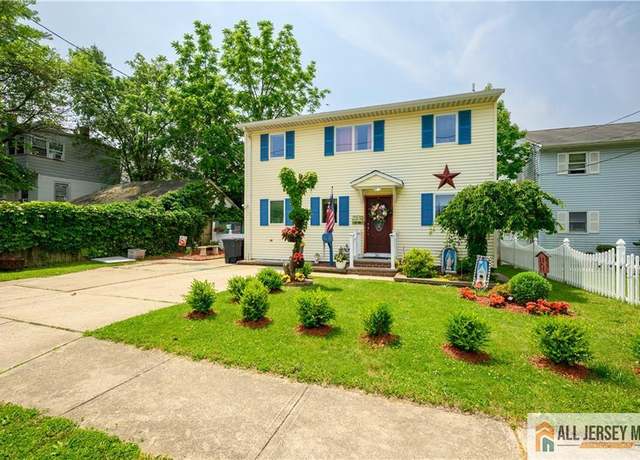 Property at 30 Leland Ave, South River, NJ 08882, 4 beds, 1.5 baths