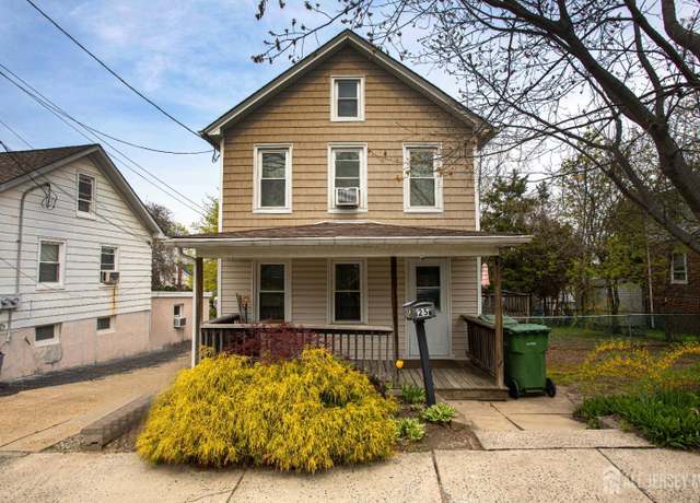 Property at 25 Dane St, Sayreville, NJ 08872, 3 beds, 1 bath