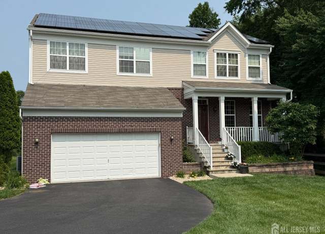 Property at 1 Elmcrest Ct E, Monroe, NJ 08831, 3 beds, 2.5 baths