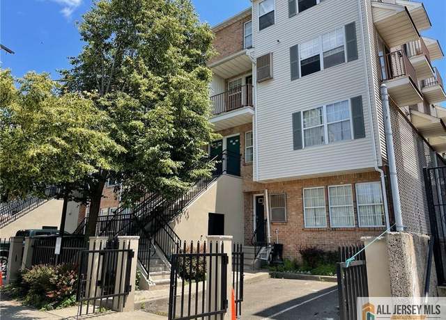 Property at 76 Union St Unit A10, Newark, NJ 07105, 2 beds, 2.5 baths