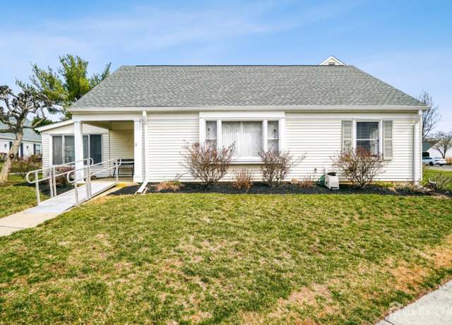 Property at 193-C Mayflower Way, Monroe, NJ 08831, 2 beds, 1.5 baths