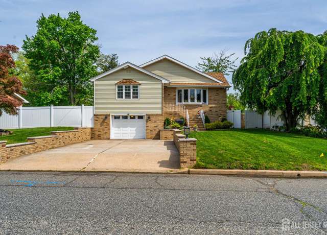 Property at 201 Summit Ave, Fords, NJ 08863, 3 beds, 2.5 baths