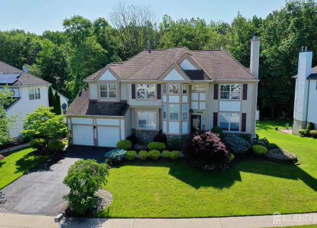 Property at 53 Kirschman Dr, Old Bridge, NJ 07747, 4 beds, 3.5 baths