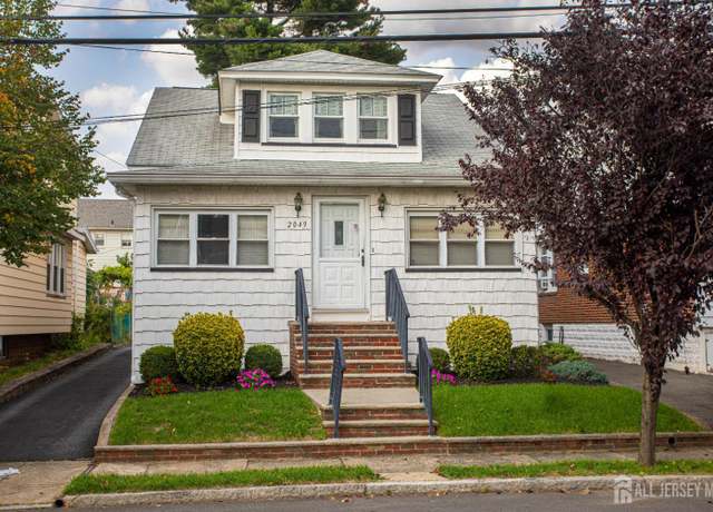 Property at 2049 Tyler St, Union Twp, NJ 07083, 3 beds, 2 baths