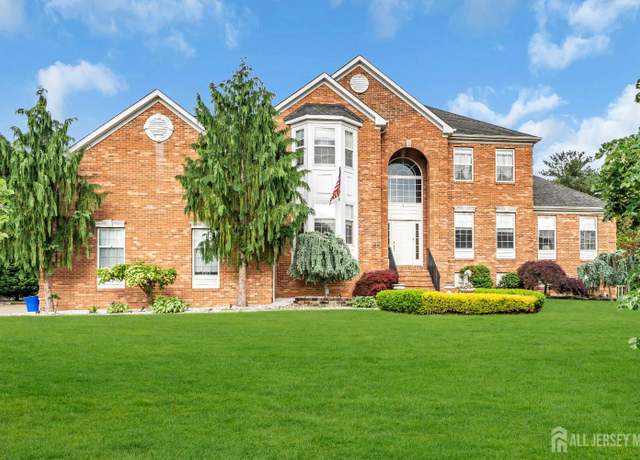 Property at 22 Amagansett Ln, Old Bridge, NJ 07747, 4 beds, 2.5 baths