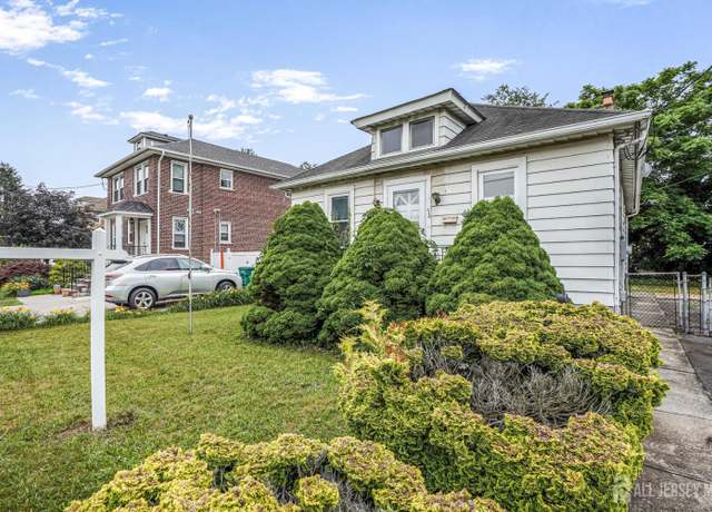Property at 58 Fern St, Edison, NJ 08817, 2 beds, 1 bath