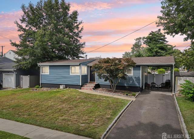 Property at 3 Duke Ln, Hazlet, NJ 07730, 5 beds, 2 baths