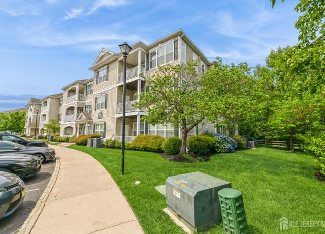 Property at 326 Sloan Ct, Matawan, NJ 07747, 2 beds, 2 baths