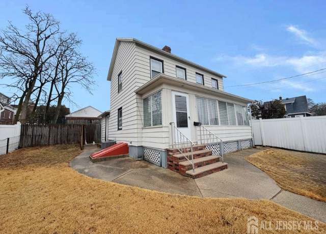 Property at 5 Martins Ln, Sayreville, NJ 08872, 2 beds, 1 bath