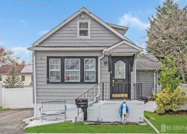 Property at 277 Adirondack Ave, Spotswood, NJ 08884, 3 beds, 1 bath
