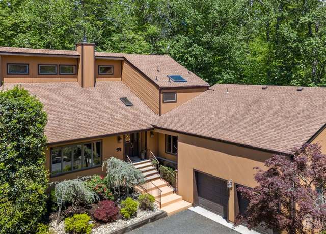 Property at 5 Gravel Hill Spotswood Rd, Monroe, NJ 08831, 4 beds, 2.5 baths