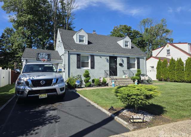 Property at 382 Douglas Rd, Roselle, NJ 07203, 3 beds, 2 baths