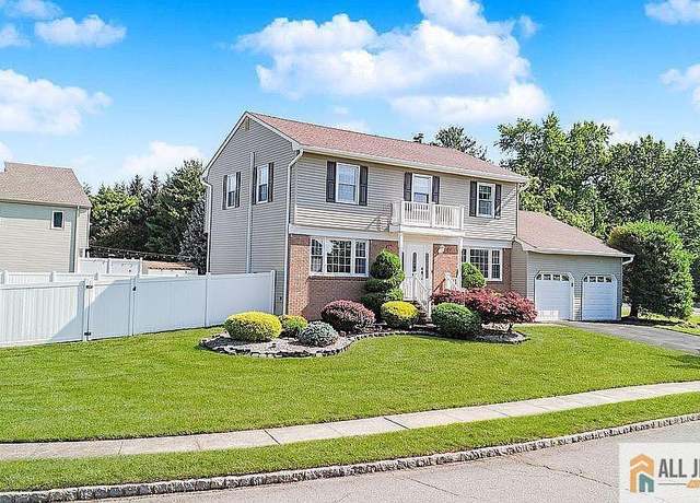 Property at 1 Mundy Rd, East Brunswick, NJ 08816, 4 beds, 2.5 baths