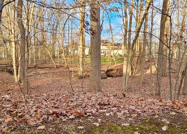 Property at 2003 Timber Oaks Rd, Edison, NJ 08820, 2 beds, 2.5 baths