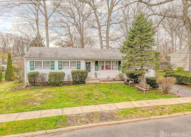 Property at 23 Oakland Rd, Jamesburg, NJ 08831, 3 beds, 1.5 baths