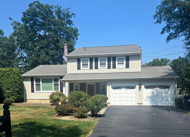 Property at 457 Barrymore Pl, North Brunswick, NJ 08902, 4 beds, 2.5 baths