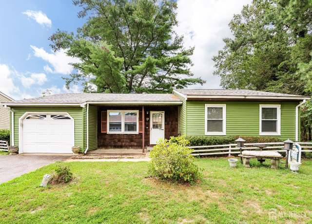 Property at 29 Keene St, Whiting, NJ 08759, 2 beds, 1.5 baths