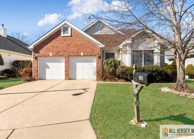 Property at 38 Brighton Ct, Monroe, NJ 08831, 3 beds, 3 baths
