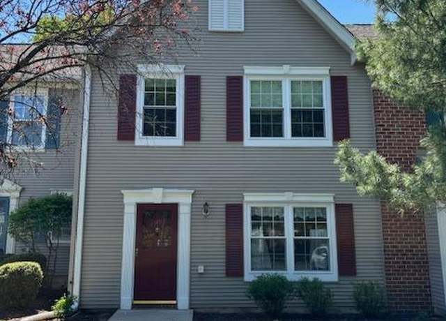 Property at 145 Lindsey Ct, Franklin, NJ 08823, 2 beds, 2.5 baths