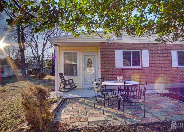 Property at 3 Cypress St Unit C, Toms River, NJ 08757, 1 bed, 1 bath
