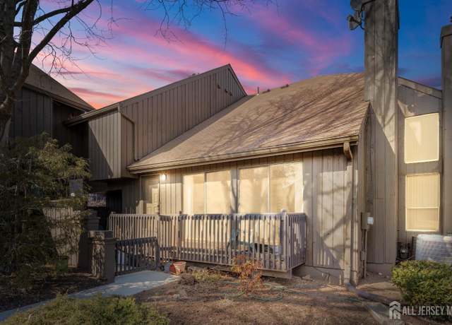 Property at 506 Westgate Dr, Edison, NJ 08820, 2 beds, 2.5 baths