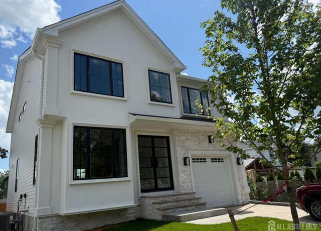 Property at 26 Morse Ave, Edison, NJ 08817, 5 beds, 3 baths