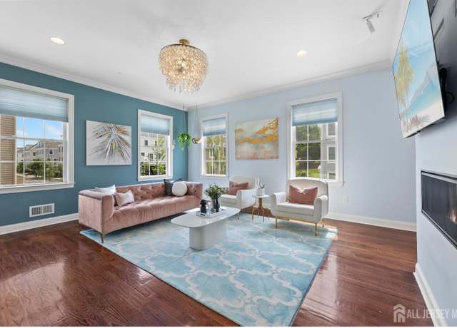 Property at 129 Roosevelt Dr, Wood-ridge, NJ 07075, 4 beds, 3.5 baths