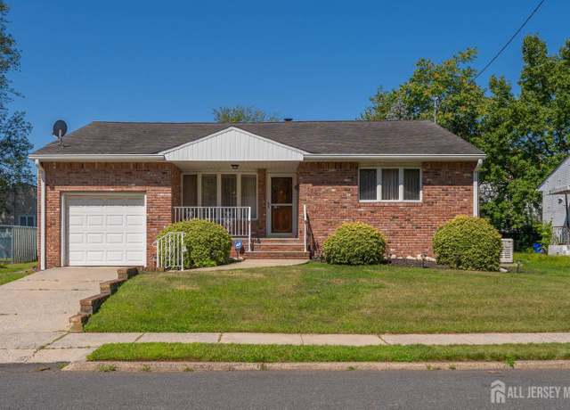 Property at 170 Jeffery Rd, Colonia, NJ 07067, 3 beds, 1.5 baths