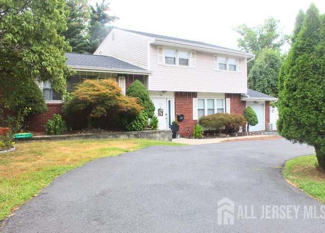 Property at 98 Ryders Ln, East Brunswick, NJ 08816, 4 beds, 3 baths