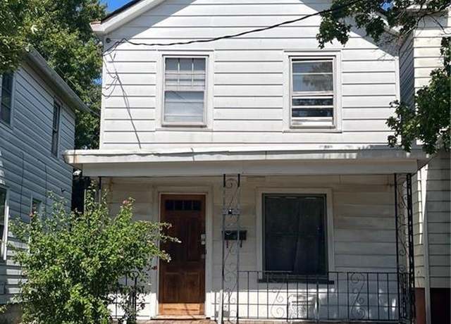 Property at 51 Richardson St, New Brunswick, NJ 08901, 3 beds, 1 bath