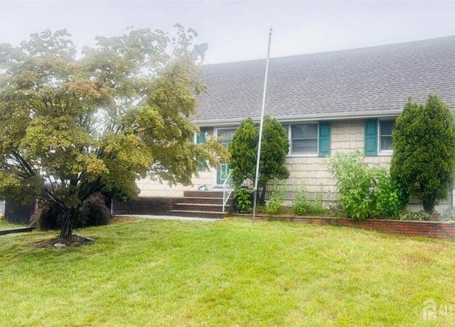 Property at 18 Westbury Rd, Iselin, NJ 08830, 4 beds, 3 baths