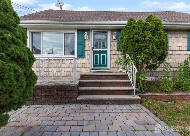 Property at 18 Westbury Rd, Iselin, NJ 08830, 4 beds, 3 baths