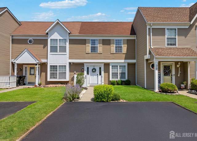 Property at 32 Crandall Dr, East Brunswick, NJ 08816, 3 beds, 1.5 baths