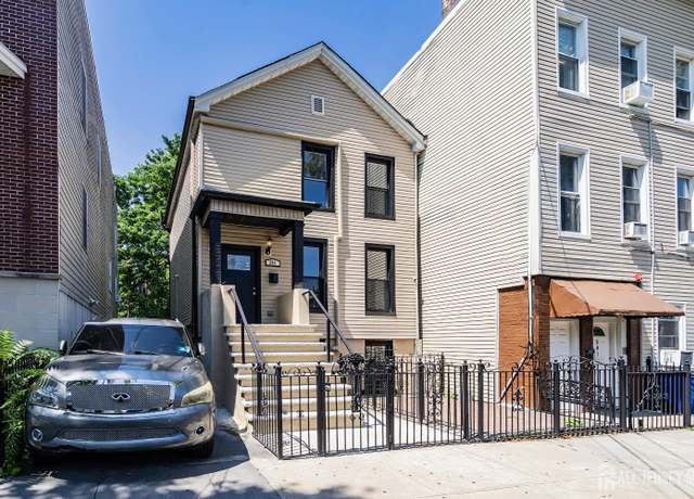 Property at 299 Halladay St, Jersey City, NJ 07304, 4 beds, 3 baths
