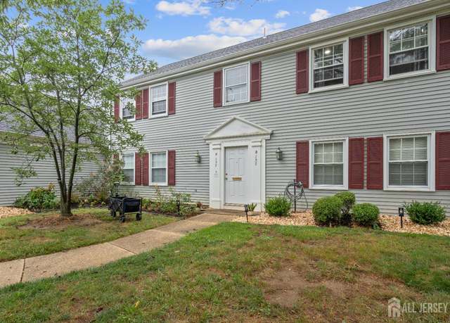 Property at 137 N Plymouth Ln, Monroe, NJ 08831, 2 beds, 1 bath