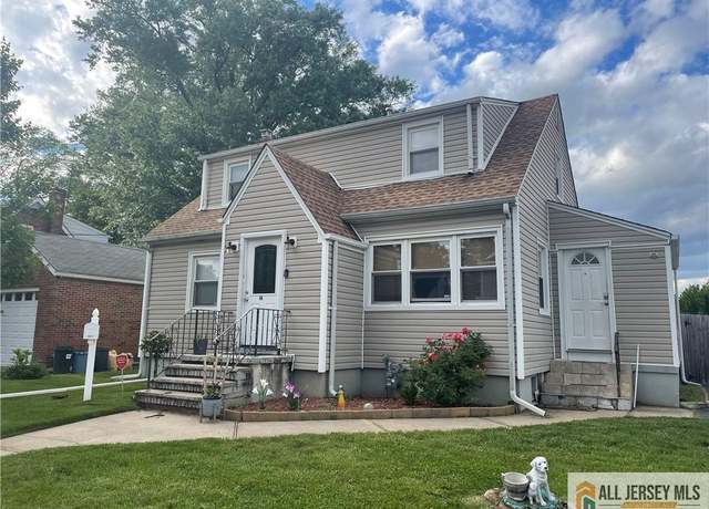 Property at 46 Pennsylvania Ave, Carteret, NJ 07008, 5 beds, 2 baths