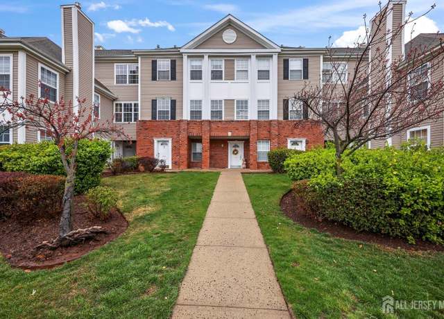 Property at 2308 Timber Ridge Ct, Sayreville, NJ 08859, 3 beds, 2.5 baths
