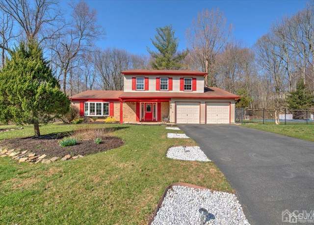 Property at 109 Fawn Dr, Old Bridge, NJ 07747, 3 beds, 2.5 baths