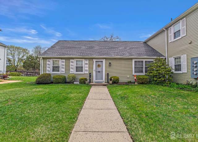 Property at 44 Concord Ln Unit 44A, Monroe, NJ 08831, 2 beds, 1 bath