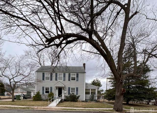 Property at 63 Harding Ave, Sayreville, NJ 08859, 5 beds, 3 baths