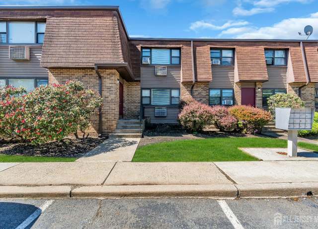 Property at 1133 Livingston Ave Unit 11C, North Brunswick, NJ 08902, 1 bed, 1 bath