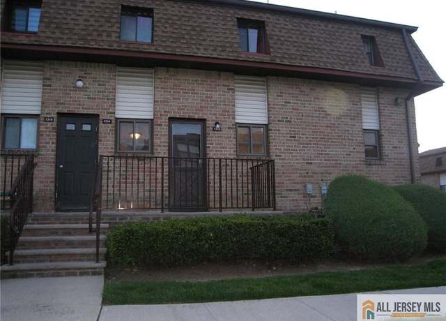 Property at 1313 N Oaks Blvd, North Brunswick, NJ 08902, 1 bed, 1 bath