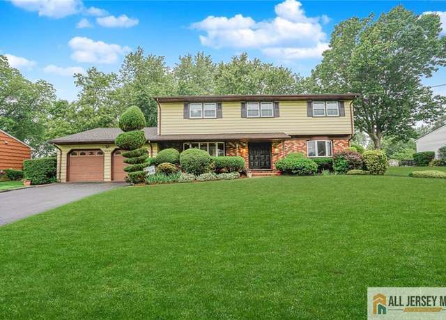 Property at 21 Green Hills Rd, East Brunswick, NJ 08816, 4 beds, 3 baths