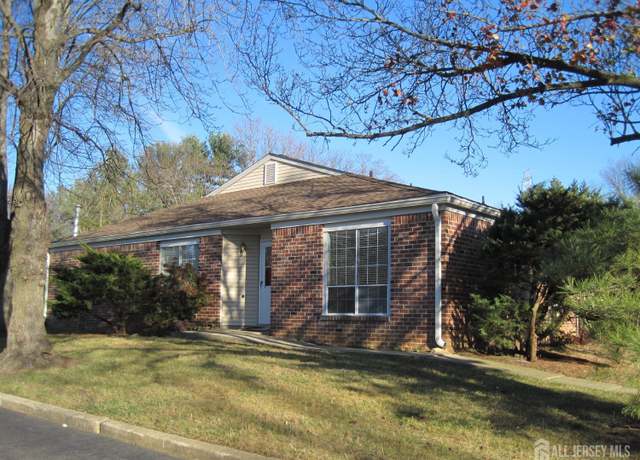Property at 268 Bishop Ct, Old Bridge, NJ 08857, 2 beds, 2 baths